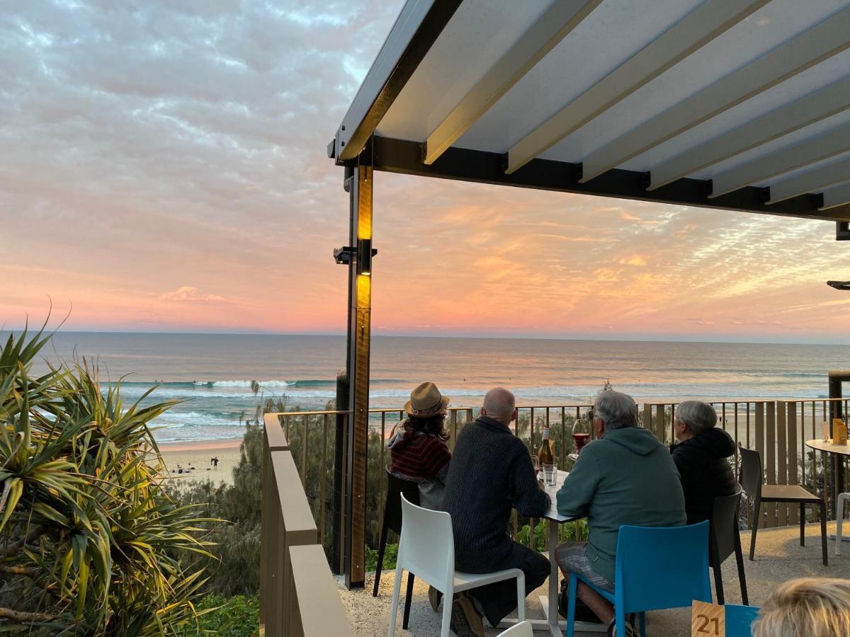 Dolphins Backpackers Hostel Sunshine Beach Buitenkant foto